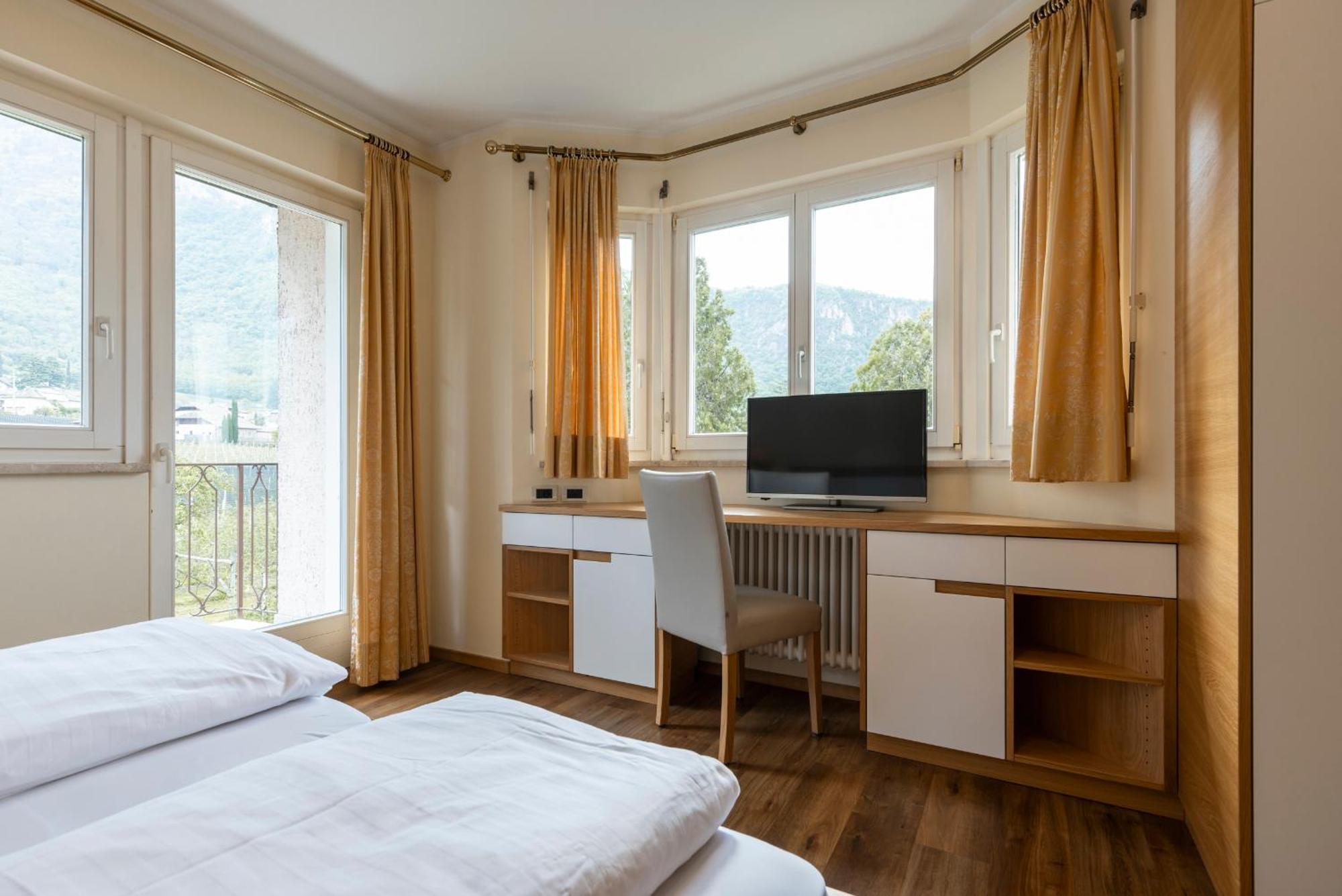 Weingarten Terlan - Rooms & Breakfast Rom bilde